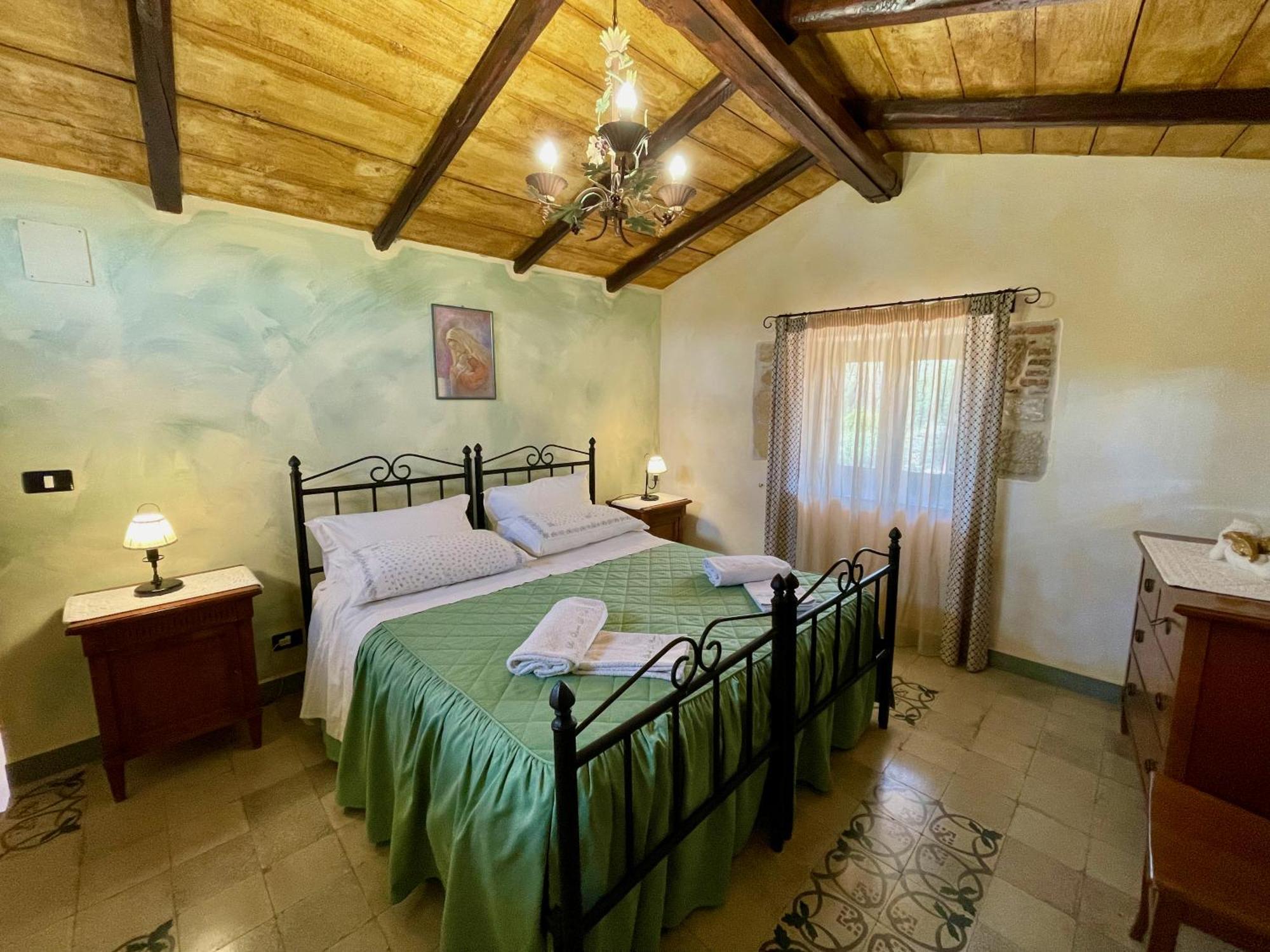 Le Querce Di Cota Villa Troina Buitenkant foto